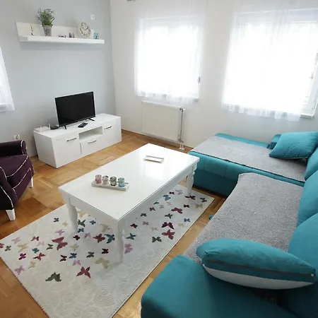 Apartman Ratkovic Apartment *